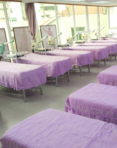 <strong>广州蒙妮坦学校</strong>