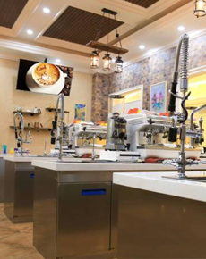 <strong>学校环境</strong>