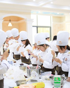 <strong>学校环境</strong>