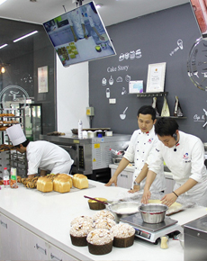 <strong>学校环境</strong>