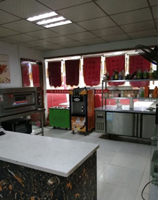 <strong>学校环境</strong>