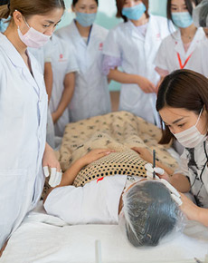 <strong>学校环境</strong>